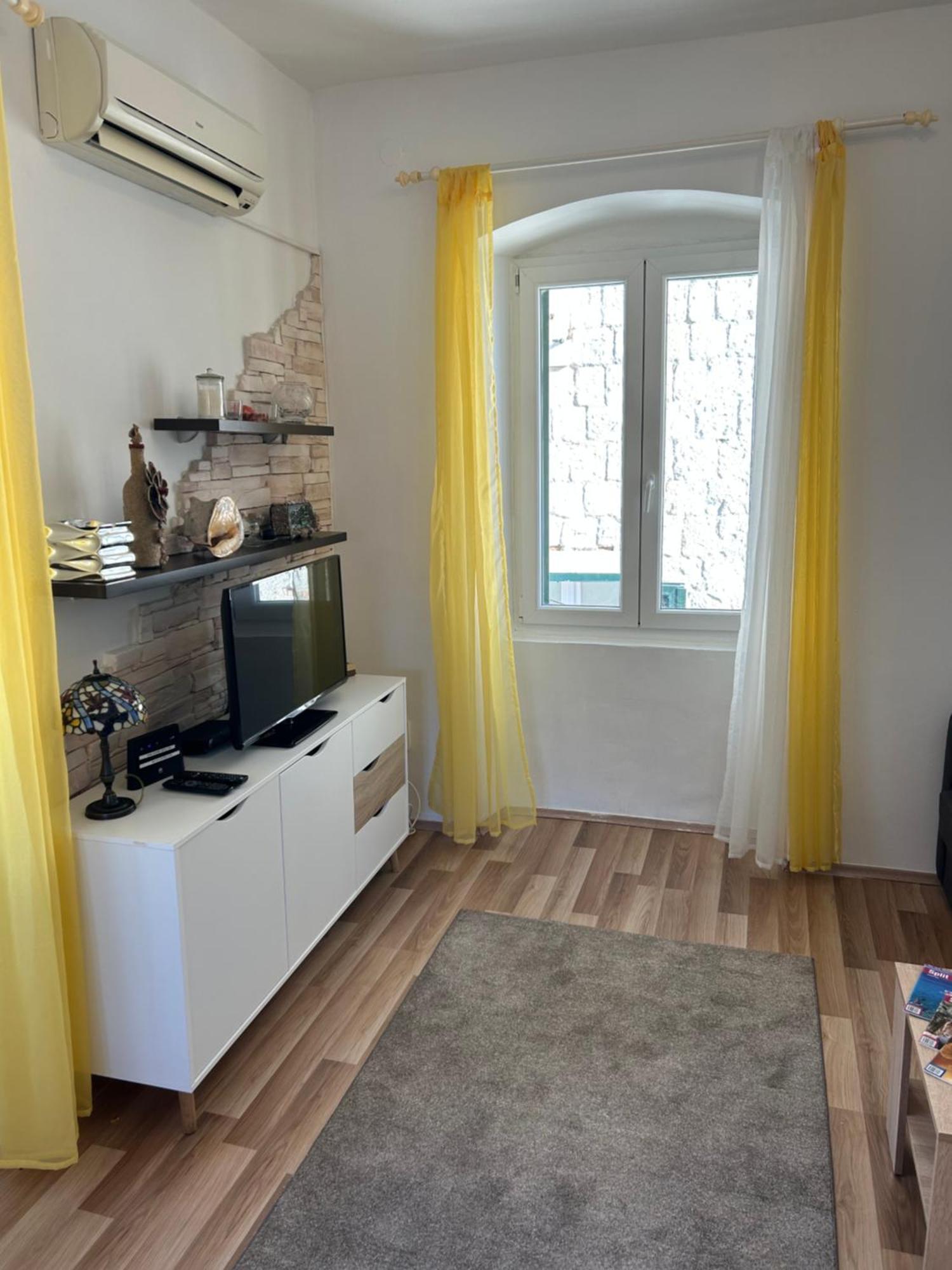 Nilaj Apartment Split Exteriör bild